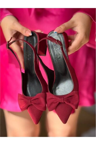 Berfu shoes حذاء بكعب مقدمة مدببة بعقدة على شكل فيونكة ارتفاع الكعب 4 سم