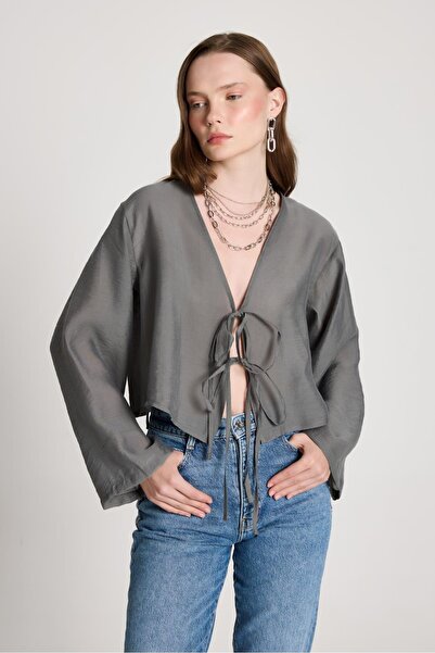 minaaise بلوزة أليا برباط أنثراسايت