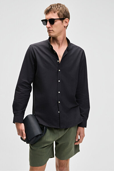 GRIMELANGE Perttu Erkek %100 Pamuk Slim Fit Dar Kesim Düğmeli Yaka Keten Görünümlü Flamlı Siyah Gömlek