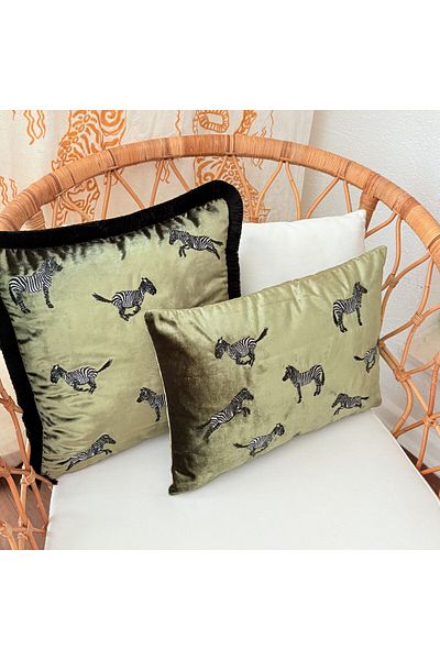 ge living Decorative Zebra Patterned Khaki Velvet Throw Pillow Cover (35 cm X 50 cm)