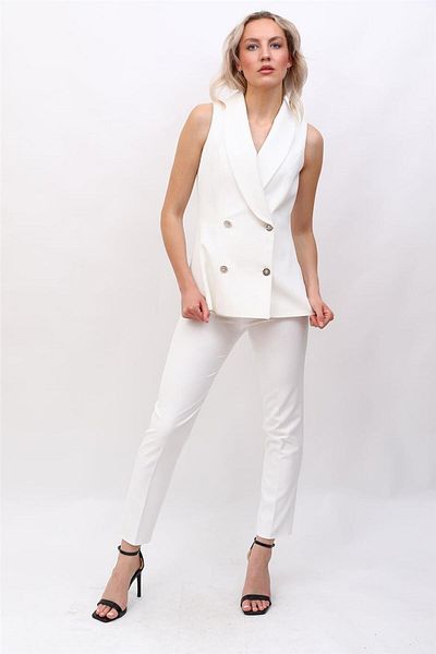 ÖNDER ÖZSOY Evening Dress Vest & Tube Leg Pants Suit-White
