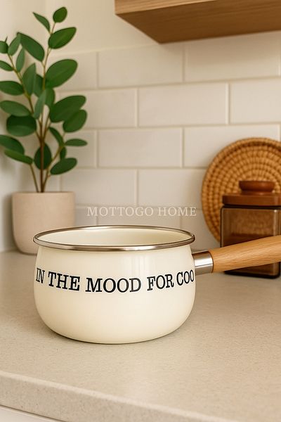 Mottogo Enamel Sauce - 14cm Milk Pot