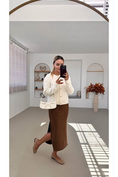 QİMYA BUTİK Chamakh Women's Elastic Waist Deep Slit Suede Long Pencil Skirt