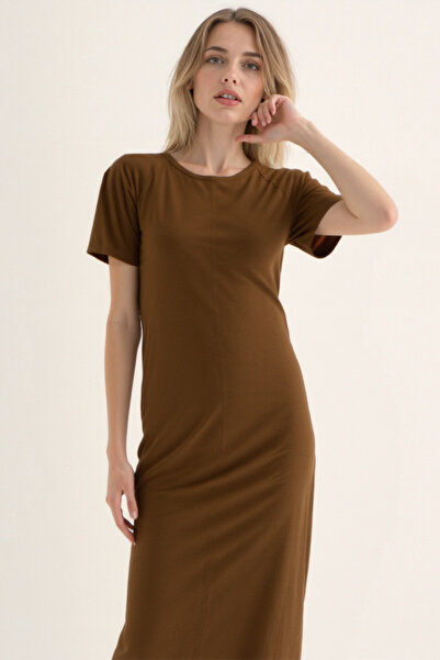 Vitrin Велосипедний комір, короткий рукав, сукня