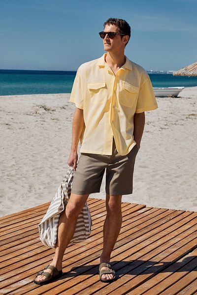 GRIMELANGE Tero Men's 100% Cotton Apaj Collar Short Sleeve Flared Oxford Comfort Fit Hawaiian Yellow Shirt