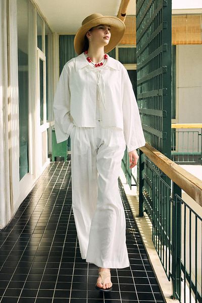 KADRİYE BAŞTÜRK Isabel Collared Tie-Up Shirt Ecru