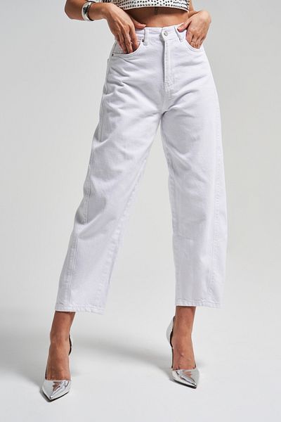 its basic Women's White Color 5S5-2 Carrot Fit Relaxed Cut 100% Cotton Non-Exposed Denim Jean