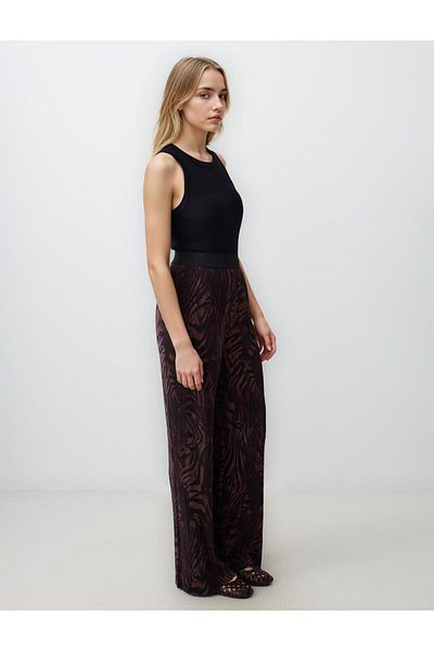 Jimmy Key Bitter Brown Straight Cut Regular Waist Loose Wide Leg Patterned Knitted Trousers