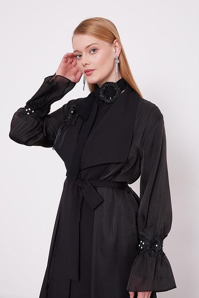 Levidor Black Rose Collar and Sleeve Detailed Jacket Set