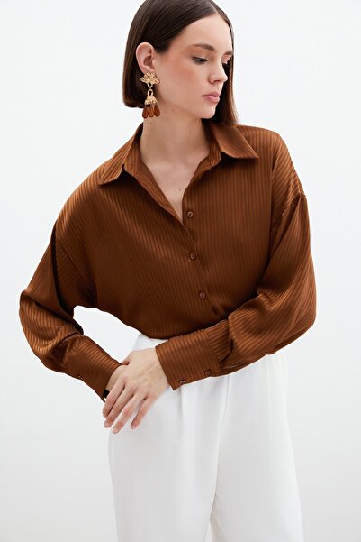 Sateen Kendinden Çizgi Desenli Gömlek - Kahve