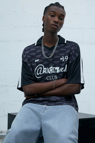 Pull & Bear STWD @riginal Club futbol t-shirt'ü