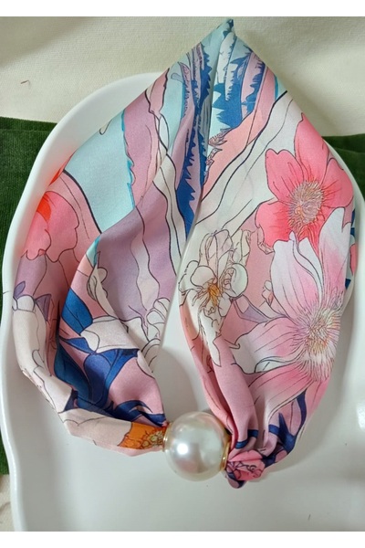 mos&more Pink Magnet Pearl Necklace Scarf