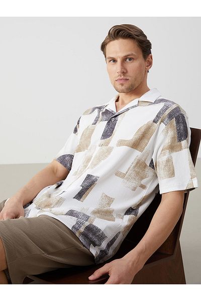 LC Waikiki Ανδρικό πουκάμισο με κοντό μανίκι LCW Vision Beige Regular Fit
