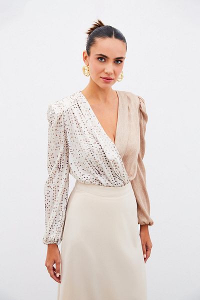 Sateen Bluză la două piept cu model dublu de culoare piatră