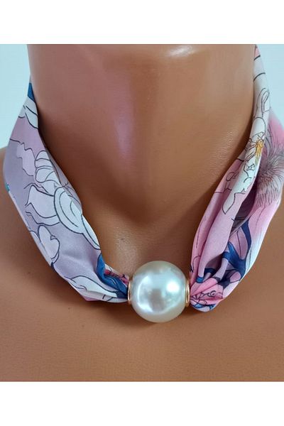 mos&more Pink Magnet Pearl Necklace Scarf
