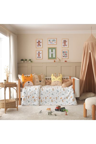 JOYFUL KIDS Jungle Safari Themed 100% Cotton Muslin Sleeping Set – Tiger, Lion, Giraffe Pillows
