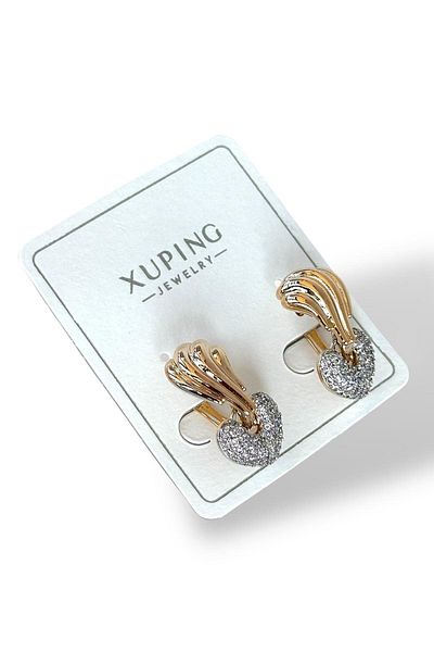 TAKIŞTIR أقراط Xuping من الفولاذ بتفاصيل حجرية على شكل قلب ذهبي اللون (زوج)