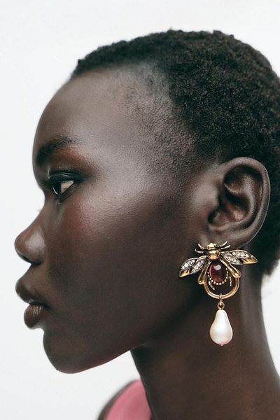 yucelique Zra Beach Collection Design İi̇nci Dangle Bee Earrings