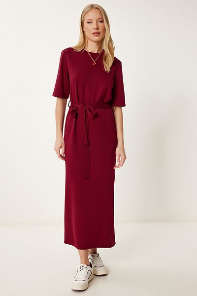 Happiness İstanbul Burgunderrotes, flexibles Strickkleid mit Gürtel für Damen DZ00125