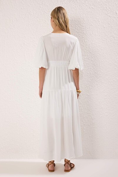 Trendyol Collection Fehér sima bélésű Maxi szőtt ruha TWOSS25EL00776