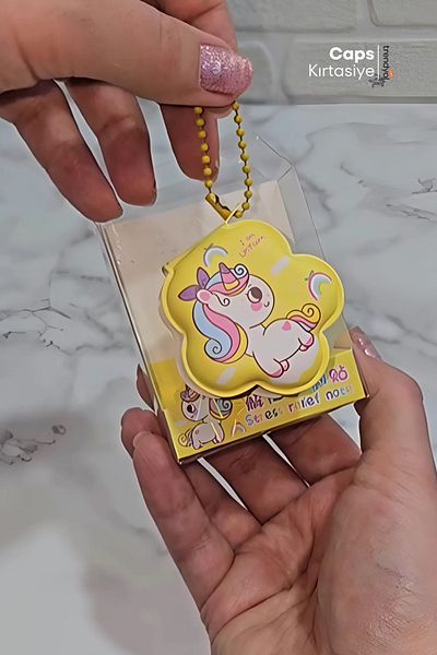 caps office 3 Pieces Unicorn Mini Notepad Set with Chain Strap