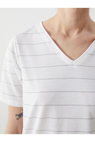 LC Waikiki Tricou cu dungi pentru damă cu decolteu în V