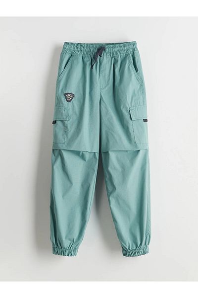 LC Waikiki Pantaloni - Verde - Talie normală