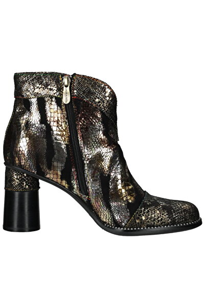 LAURA VITA Vyhlazování