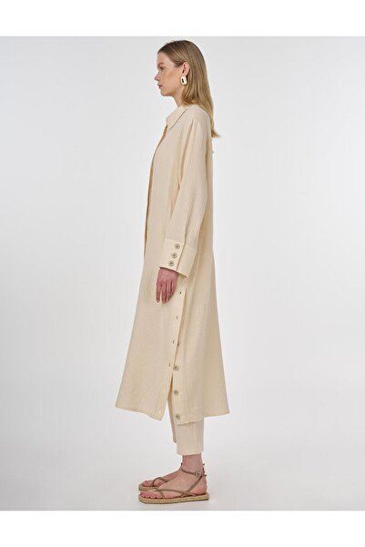 Kayra Düğme Detaylı Müslin Tunik Krem