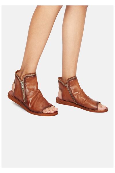 Felmini sandals