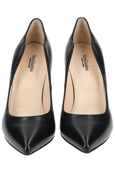 Nero Giardini Lodičky