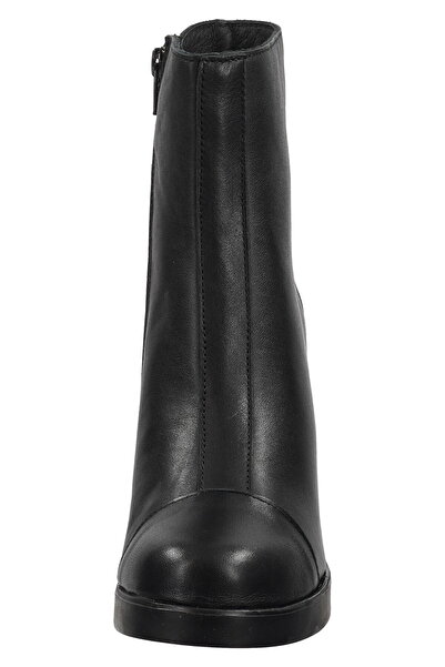 Fly London Vyhlazování