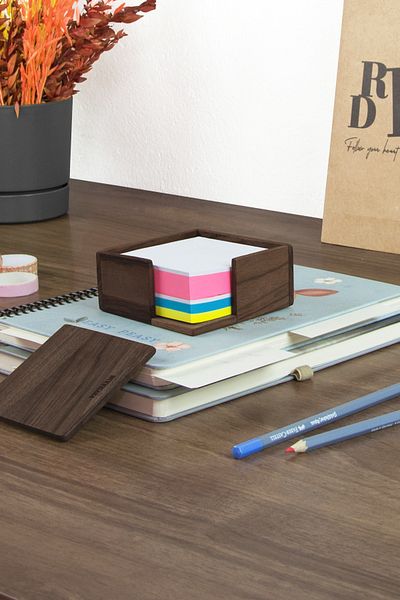 Woodsaka Note Paper Box - Walnut - 10.5cm X 10.5cm X 4.5cm