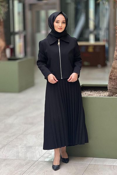 Nuss Bober Jacket Pleated Skirt Set