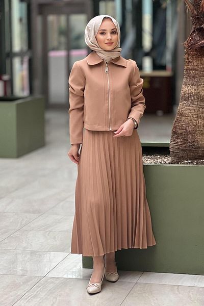 Nuss Bober Jacket Pleated Skirt Set