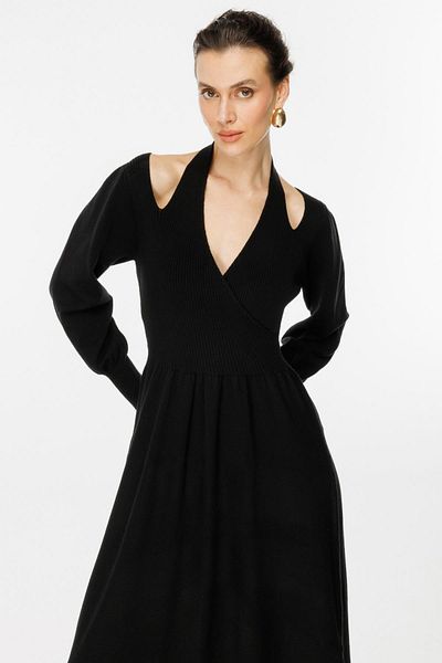 On Fashion Long Sleeve Dress with Low-Cut Shoulders