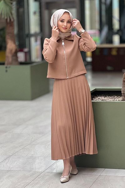 Nuss Bober Jacket Pleated Skirt Set