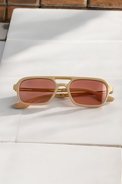 Eyesofia Swanky White Breeze Black Smoked Sunglasses