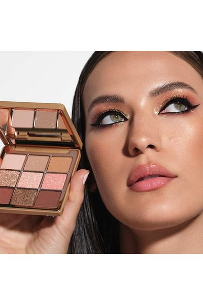 Anastasia Beverly Hills – Mini Spice Eye Shadow Palette (Travel-Size 8-Shade Collection)