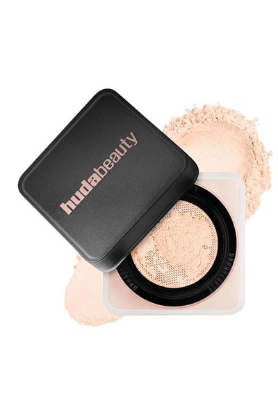 HUDA Easy Bake Loose Baking & Setting Powder - Cupcake (Fair, Light, Medium, and Tan Skin Tones)