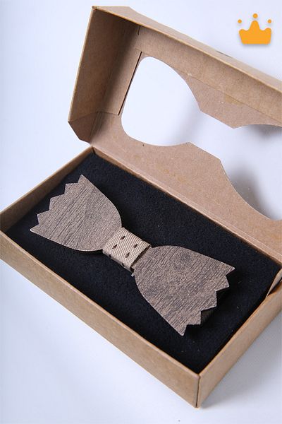 Babyhola 1-16 Years Old Wooden Boy's Bow Tie Hazelnut Pattern Birthday Boxed Wooden Gift Holiday