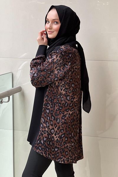 Ghisa Double Breasted Collar, Knitted Front, Sleeves and Satin Patterned Jacket at the Back