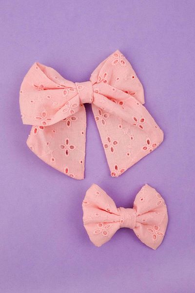 Le Mabelle Salmon Scallop Bow Buckle Set for Mother and Daughter