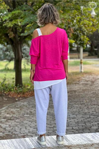 Nevin Kaya Moda Ροζ μπλούζα με λεπτομέρεια στους ώμους