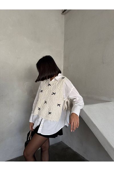 RECEP AYDIN Women's Bow Jumper