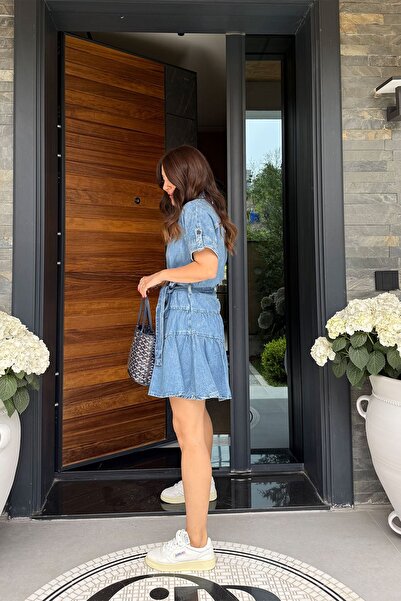 Özge Özgenç Gömlek Yaka Boydan Düğmelİ Denim Elbise