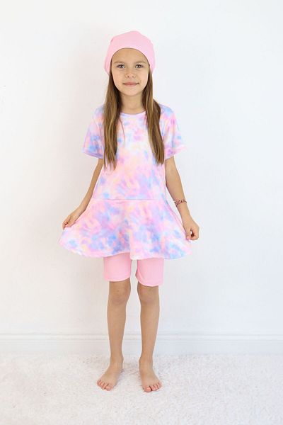 Harika KIDS Girl's Crew Neck Skirted Swimsuit and Leggings Bonnet Included.
