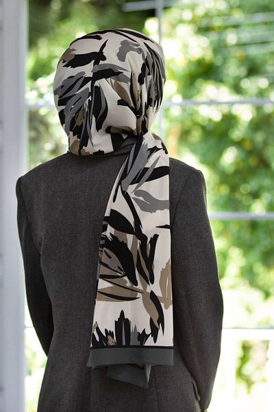 Vissona Luxury Medina Silk - Μοτίβο φύλλων, Γκρι Χρώμα, 75x195 Ανθεκτικό Σάλι Moss Crepe Τύπος Ραφής Ιταλικής Ραφής