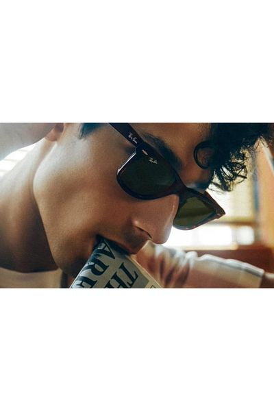 Ray-Ban نظارة شمسية راي بان واي فيرير مربعة للجنسين - RB 2140 - مقاس العدسة: 50 مم - أسود