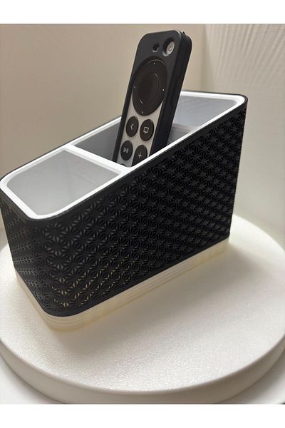 D&B Monochrome Control